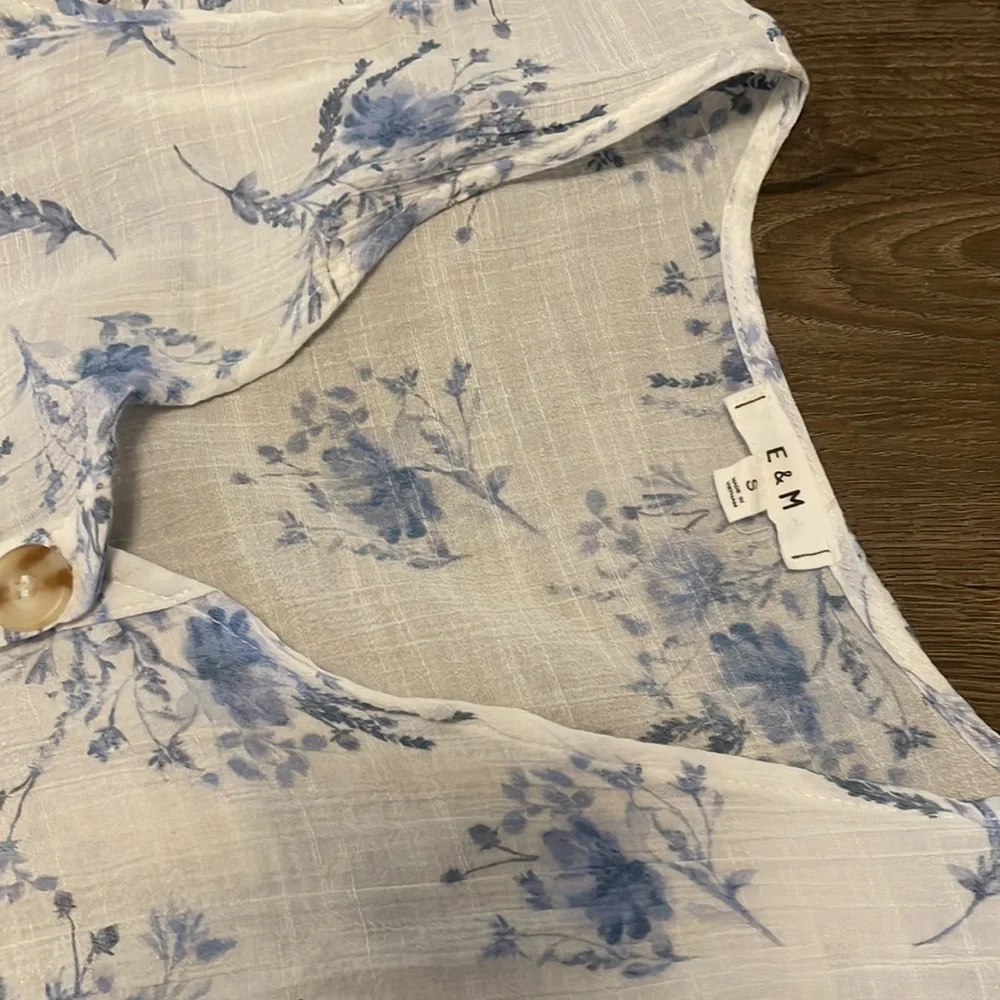 Women’s E&M White & Blue Floral Dress, Size S - Picture 5 of 6